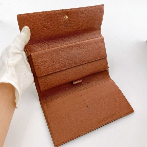 Authentic Louis Vuitton Portefeuille International Porte Tresor Monogram Wallet - Picture 8 of 12